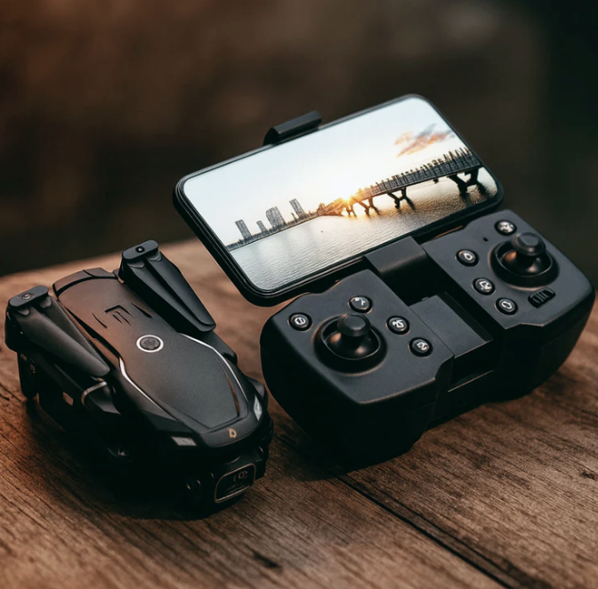 DESIGN PLIABLE ET ULTRA-COMPACT